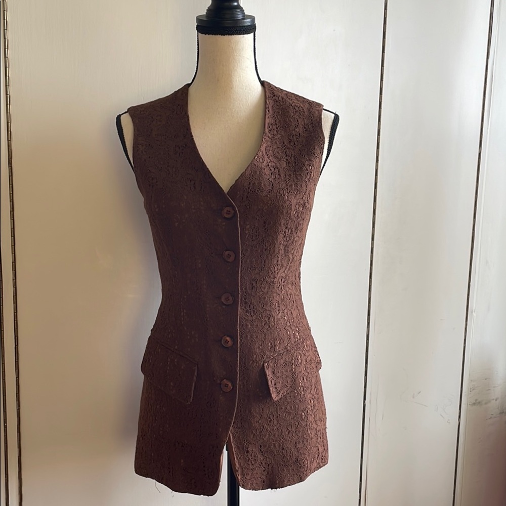 [Pastille] Vintage Brown Lace Button-Up Vest